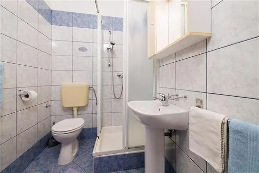 Apartman Julija Povile Apartment