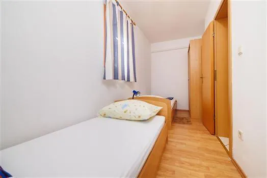 Apartment Apartman Julija Povile
